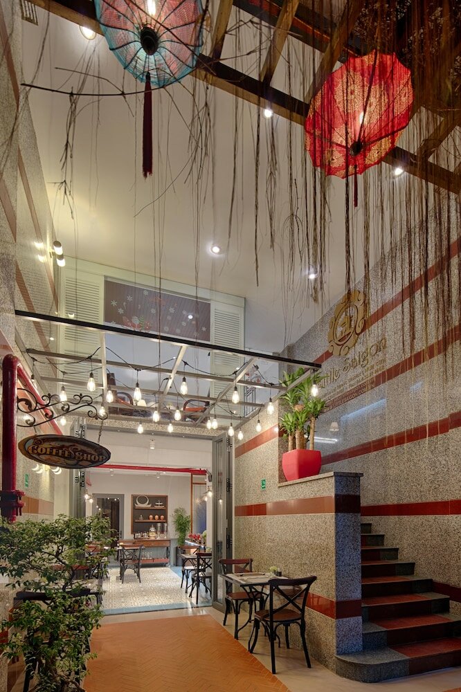 Фото Little Saigon Boutique Hotel