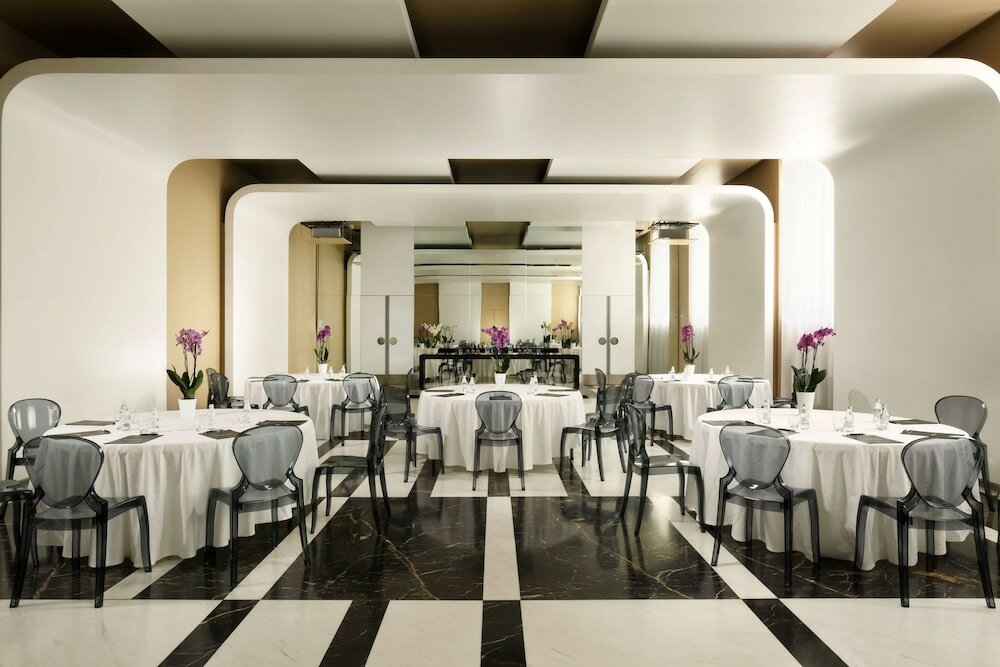 Фото Palazzo Montemartini Rome, A Radisson Collection