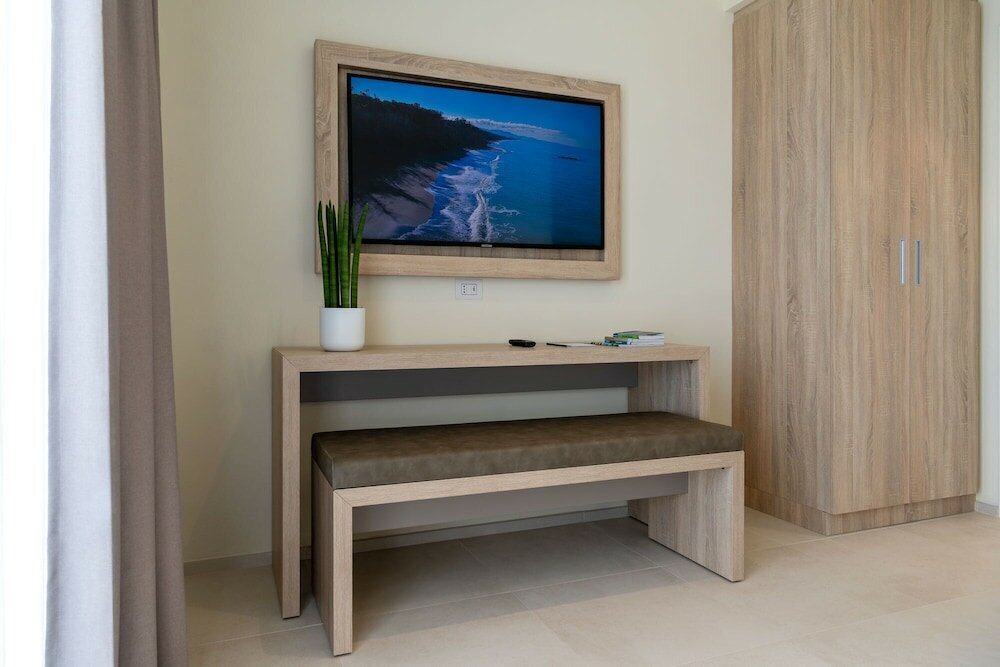 Фото Palace Lido Hotel & Suites