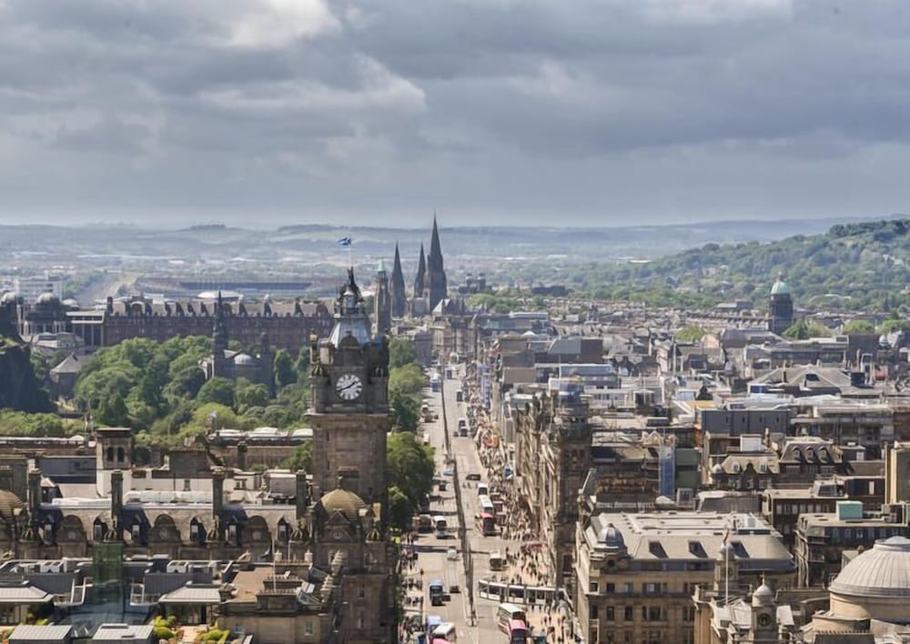 Фото No. 32 Hotel