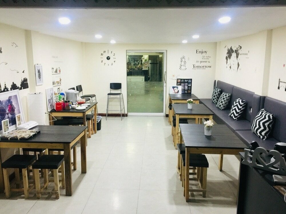 Hotel Interpartie Hotel - Adults Only - Hostel, Bangkok, photo