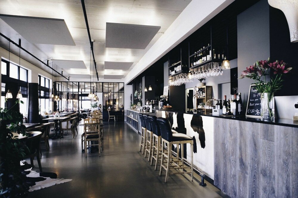 Фото Eyja Guldsmeden Hotel