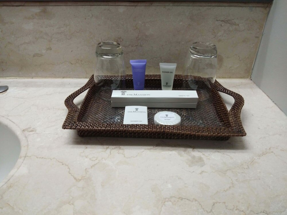 Фото The Mansion