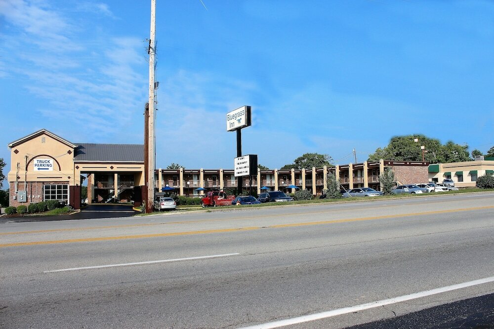 Фото Bluegrass Inn