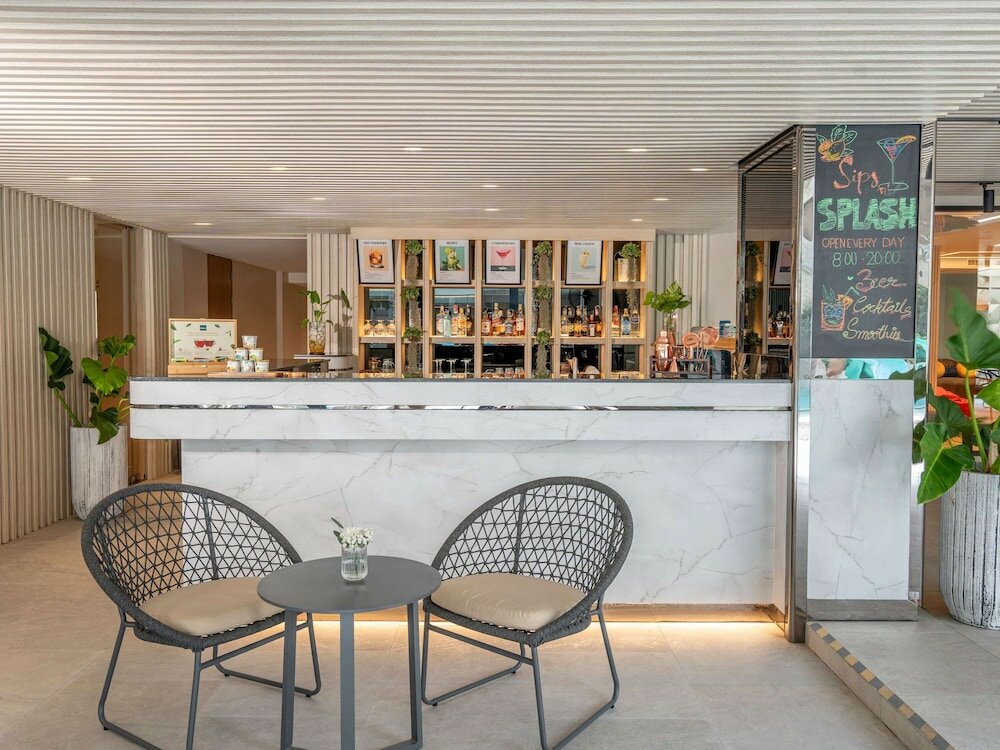 Фото Novotel Living Bangkok Sukhumvit Legacy