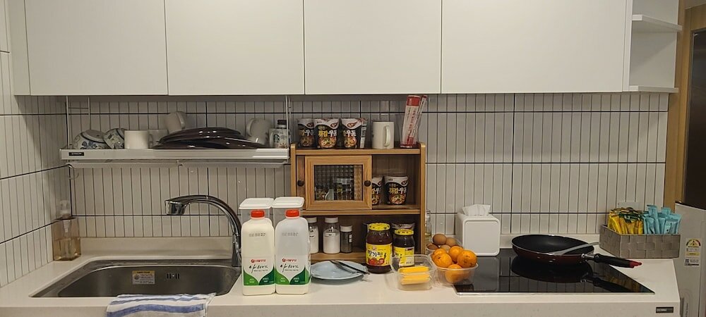 Фото Philstay Myeongdong Central Hotel