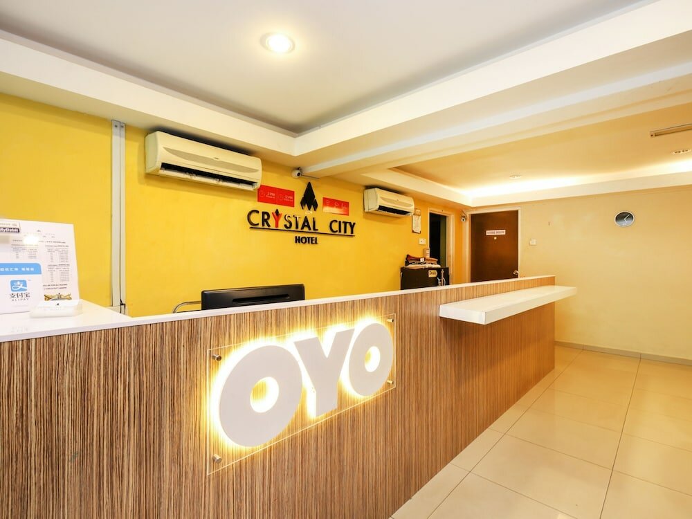 Фото Oyo 443 Crystal City Hotel