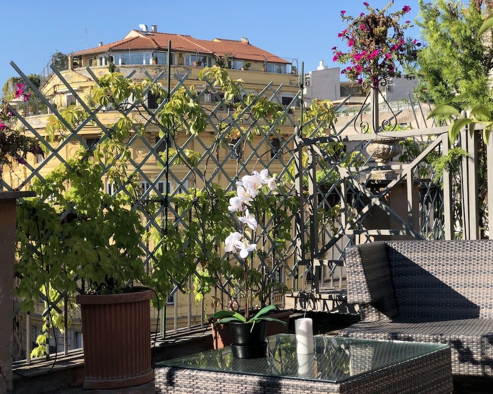 Фото Giuturna Boutique Hotel