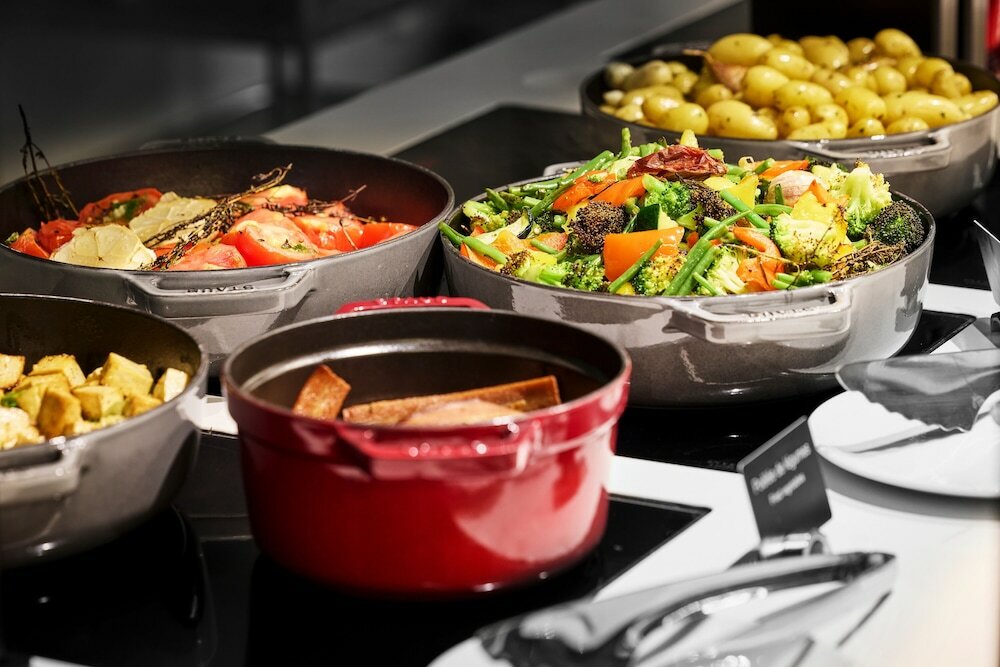 Фото H4 Hotel Wyndham Paris Pleyel Resort