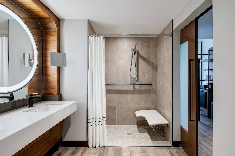 Фото Odessa Marriott Hotel & Conference Center