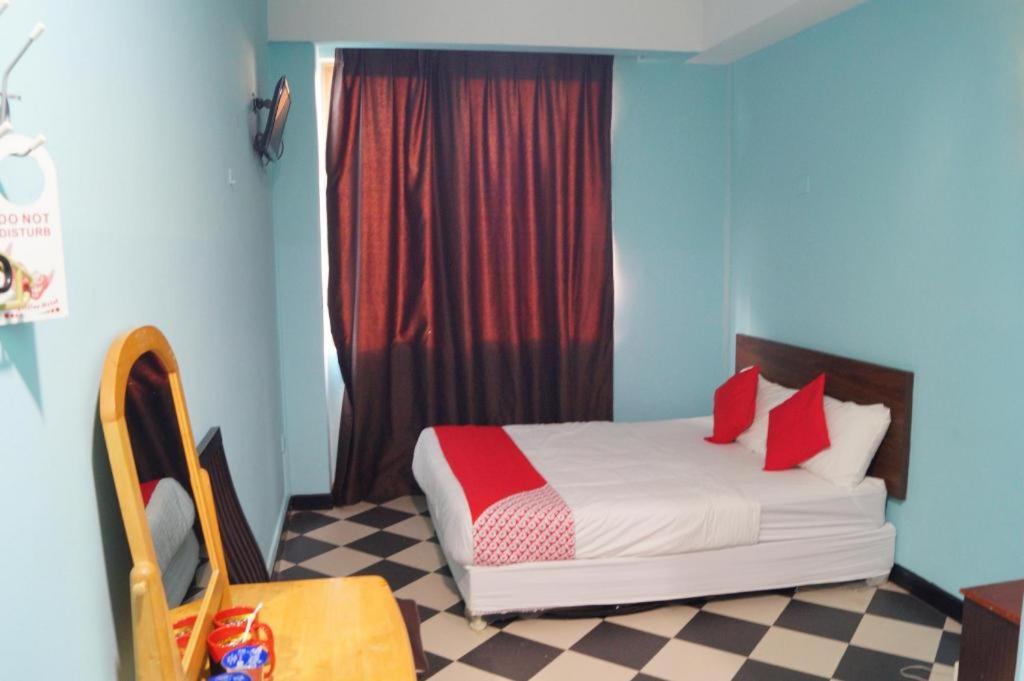 Фото BudgetOne Hotel