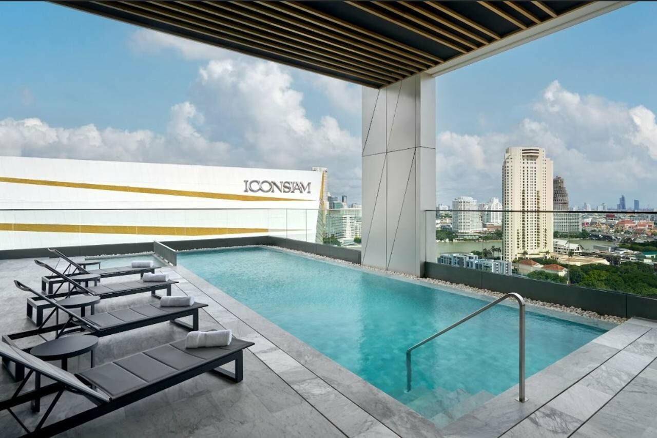 Фото Hilton Garden Inn Bangkok Riverside