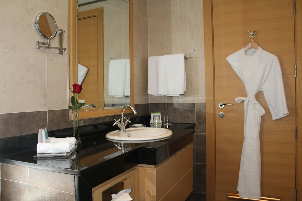 Фото Nour Arjaan by Rotana