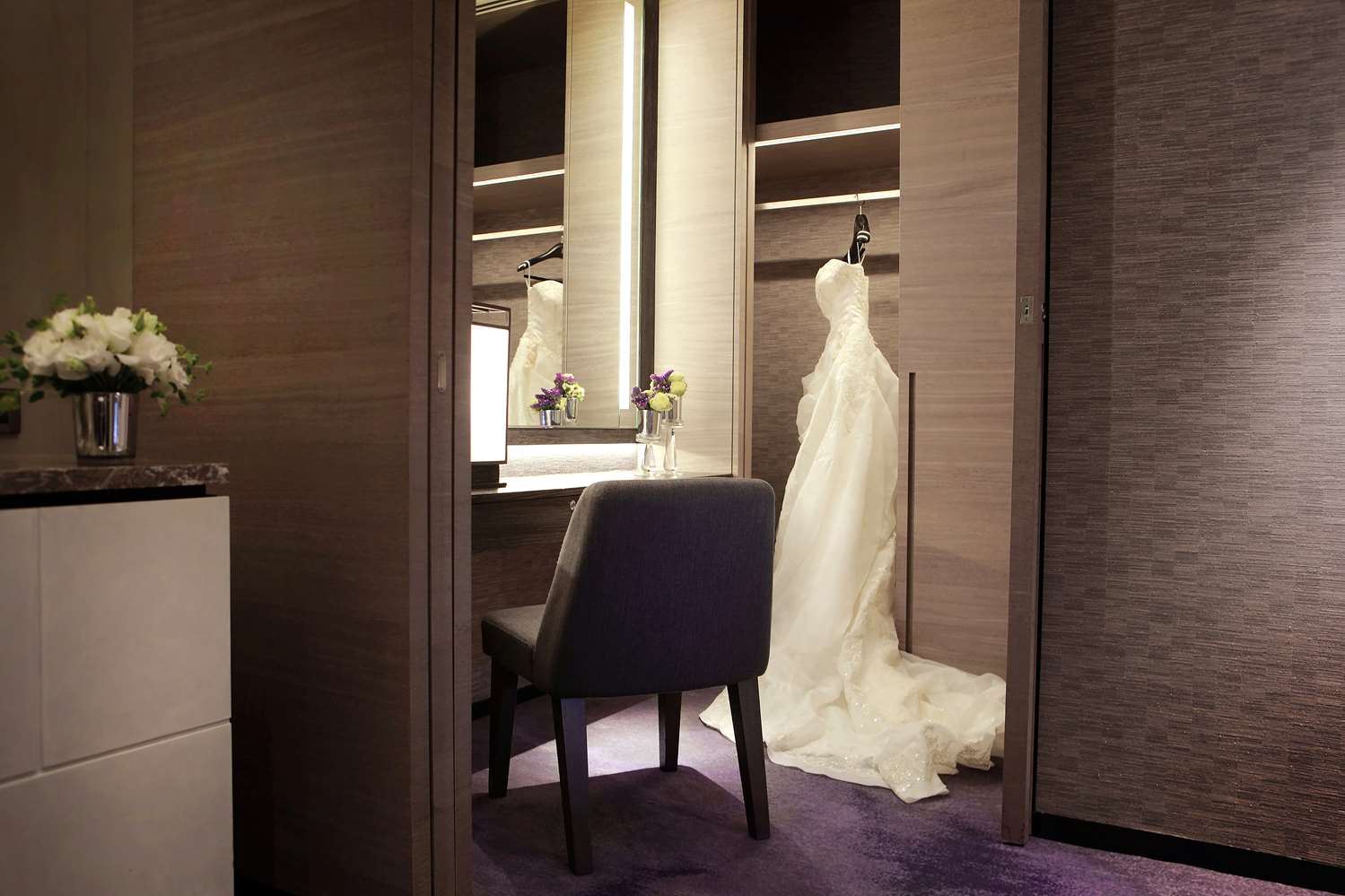 Фото Humble House Taipei, Curio Collection by Hilton