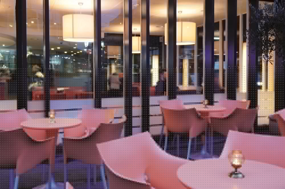 Фото Sorell Hotel Ador