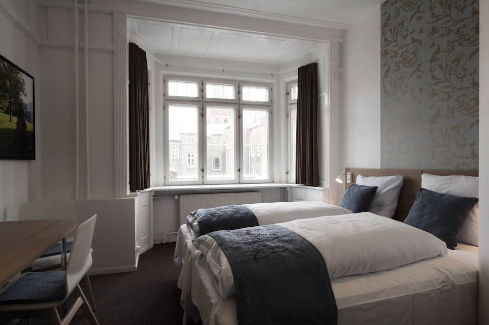 Фото Savoy Hotel