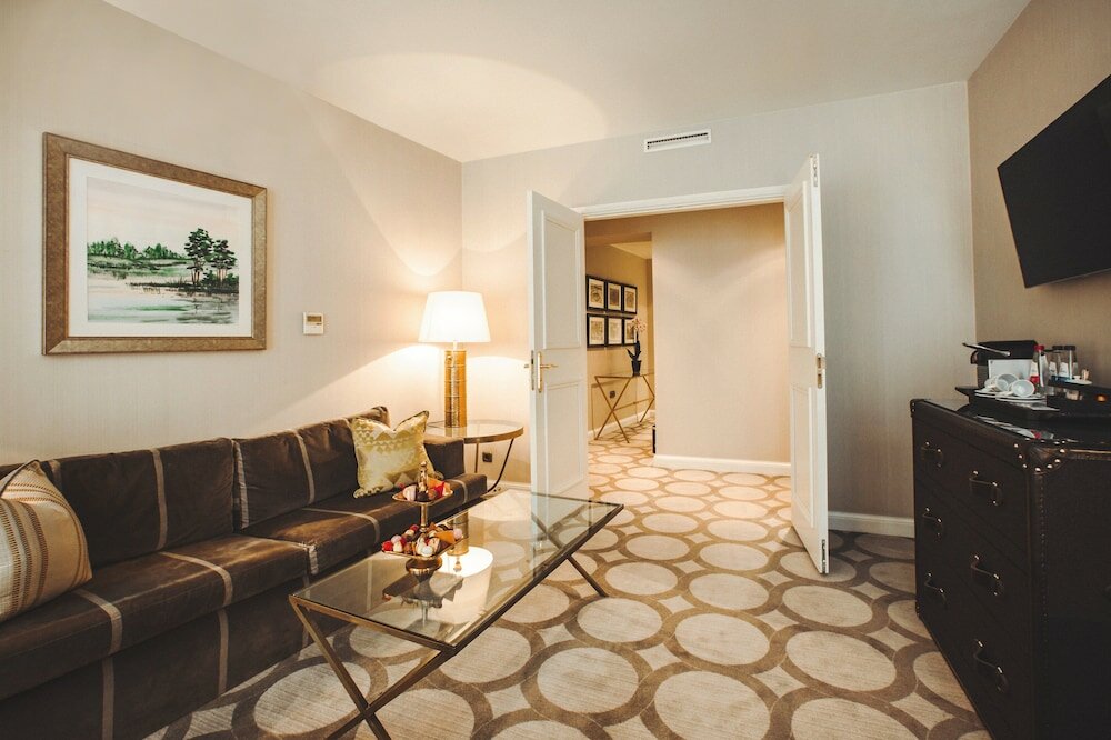 Фото Grand Palace Hotel