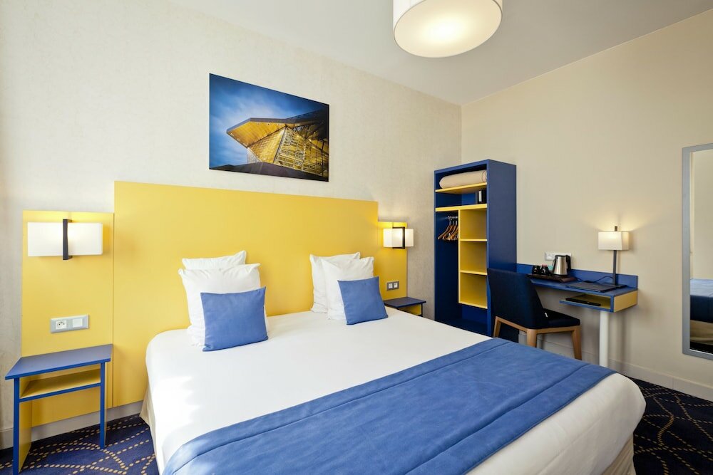 Фото Hôtel des Remparts