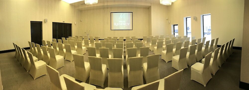Фото Malak Regency Hotel