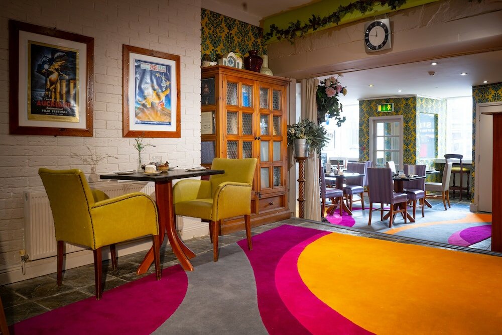 Фото Ashley Hotel