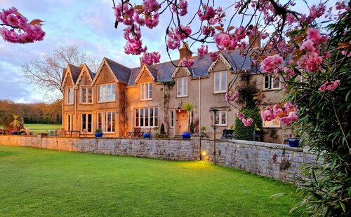 Гостиница Parc Le Breos House в Уэльсе