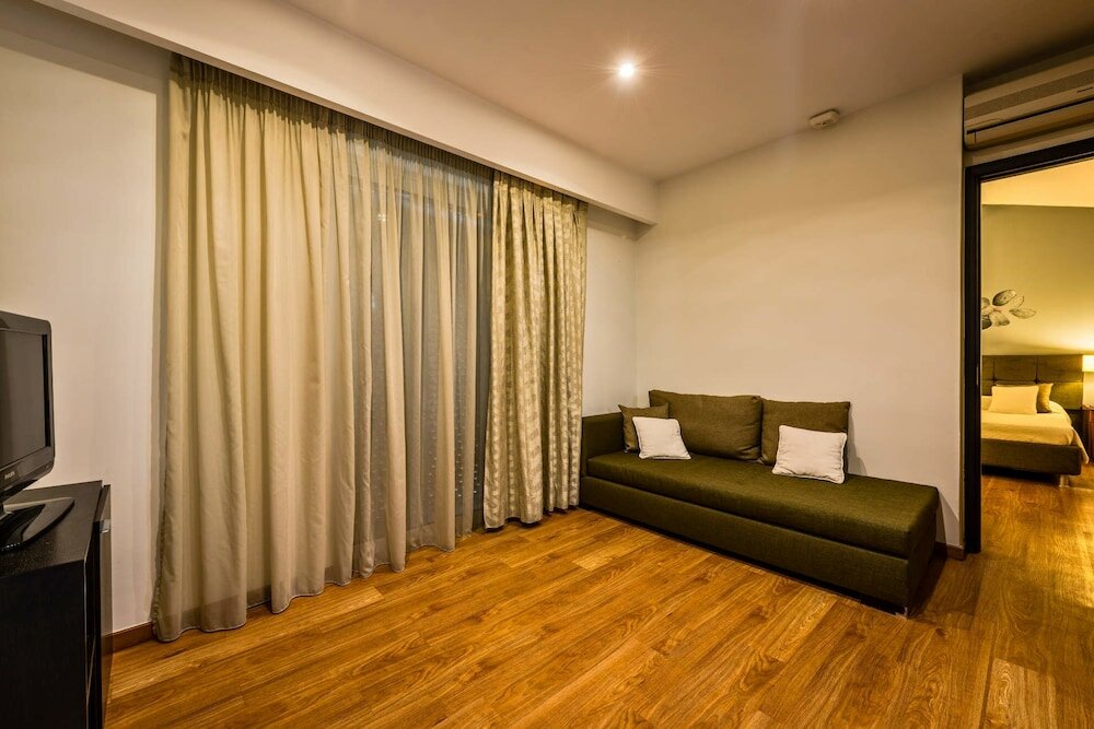 Фото Mediterranean Beach Resort