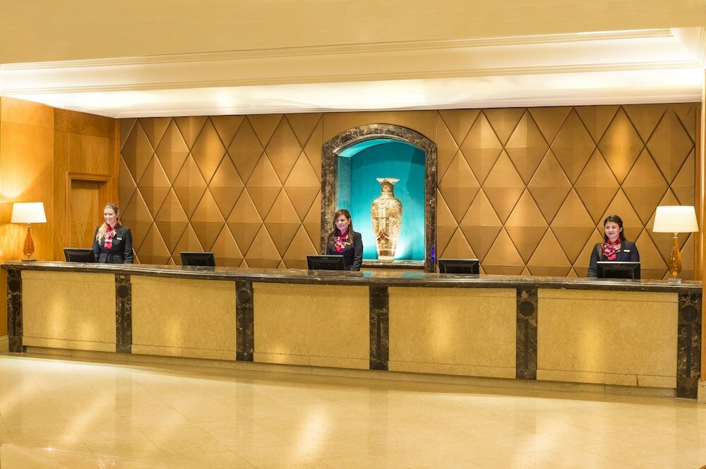 Фото Millennium Gloucester Hotel London Kensington