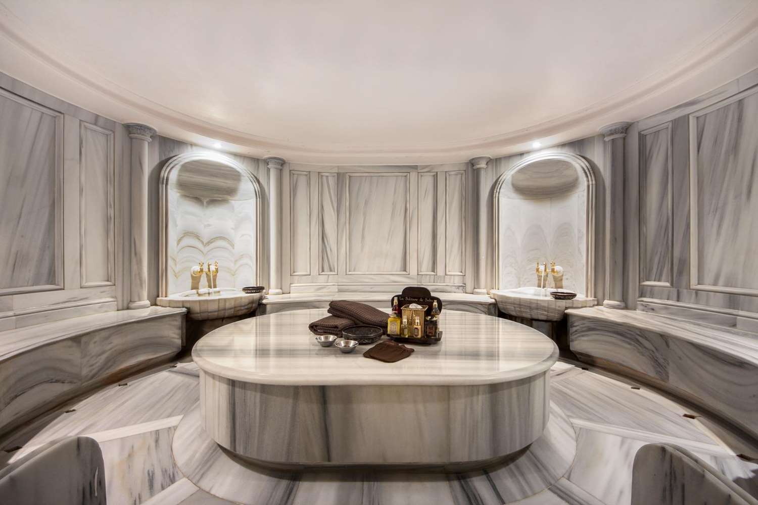 Фото The Bentley London