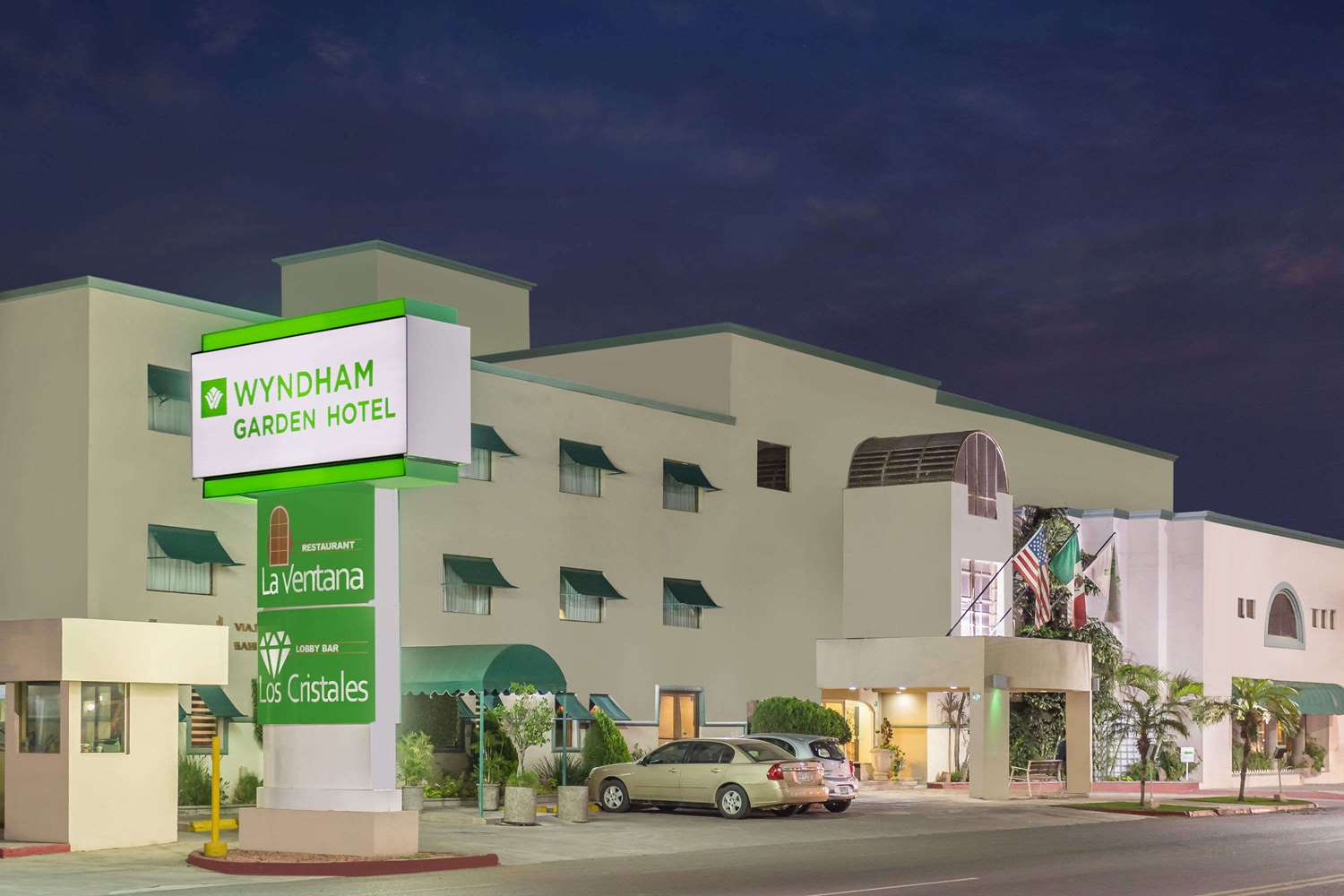 Фото отеля 1