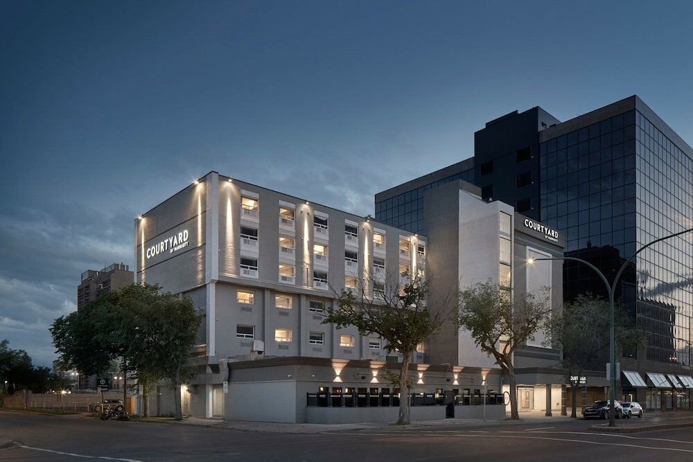 Фото Courtyard by Marriott Regina Downtown