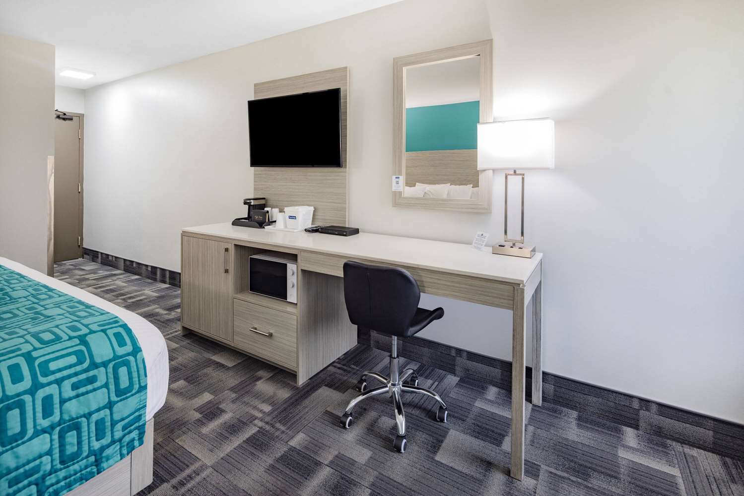 Фото Travelodge by Wyndham Miramichi New Brunswick