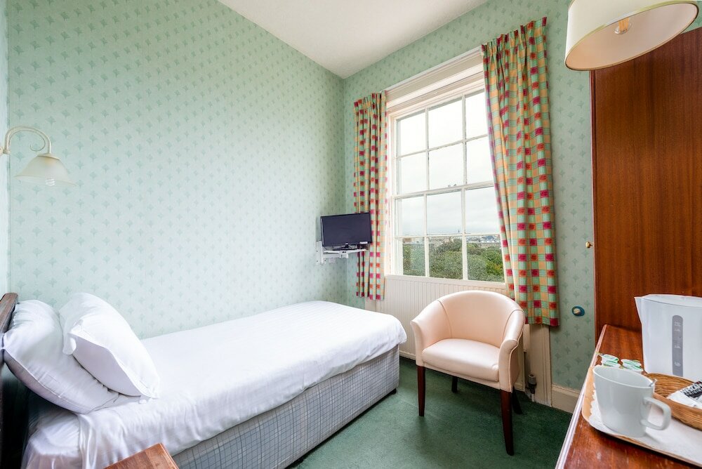 Фото The Esplanade Hotel