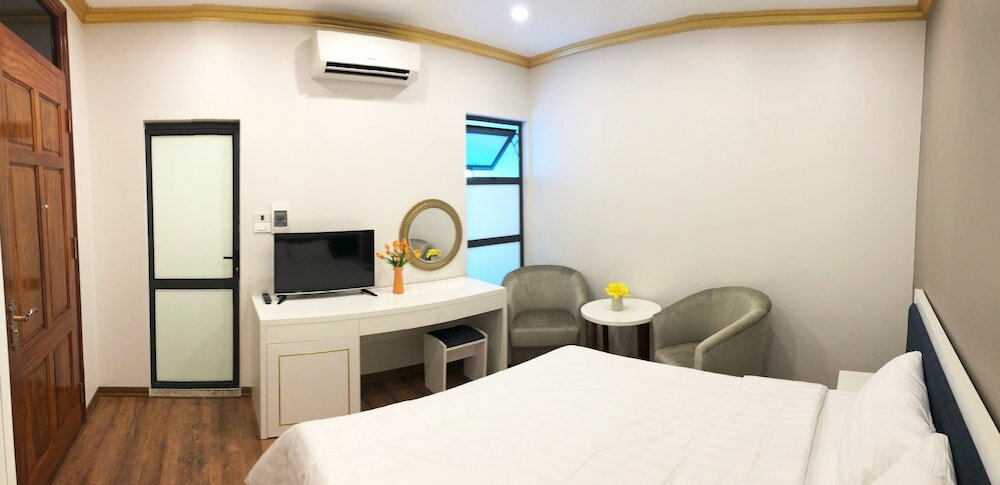 Фото Honeymoon Hotel & Apartment