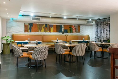 Гостиница DoubleTree by Hilton Cape Town - Upper Eastside в ЮАР