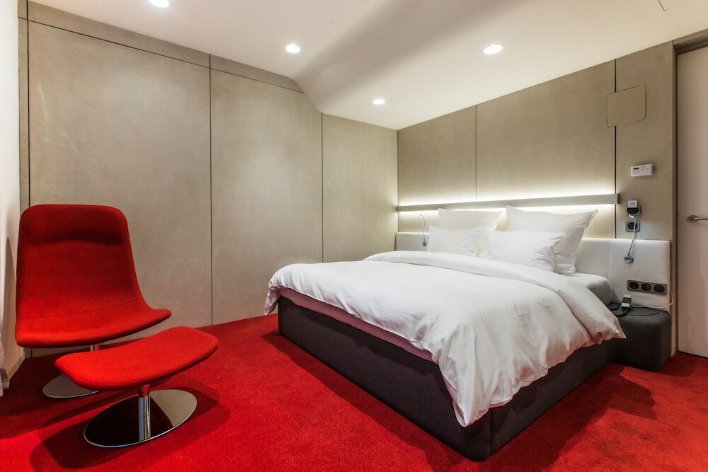 Фото The Grove Design Hotel