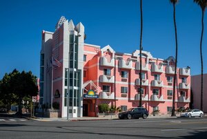 Гостиница Days Inn by Wyndham Santa Monica/Los Angeles