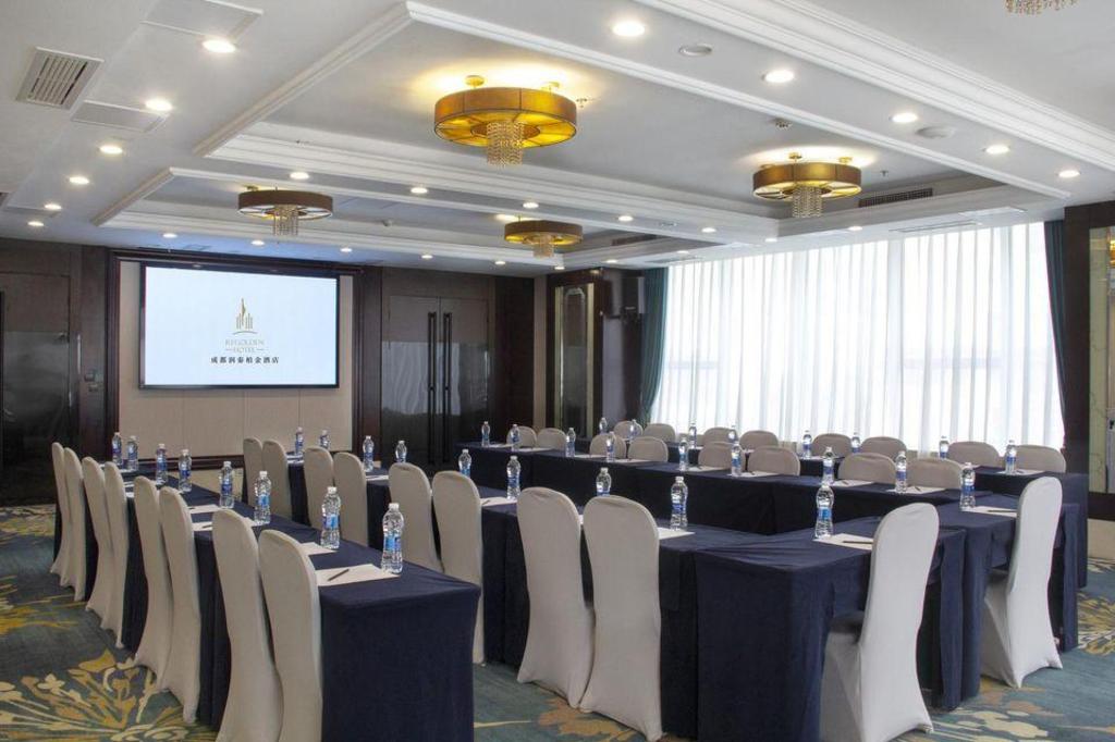 Фото Paxton Park Hotel Chengdu