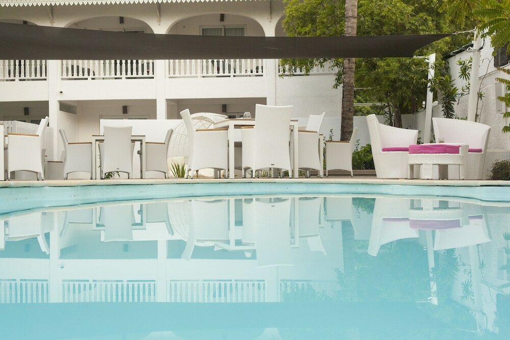 Фото Esprit Libre Restaurant and Guest House