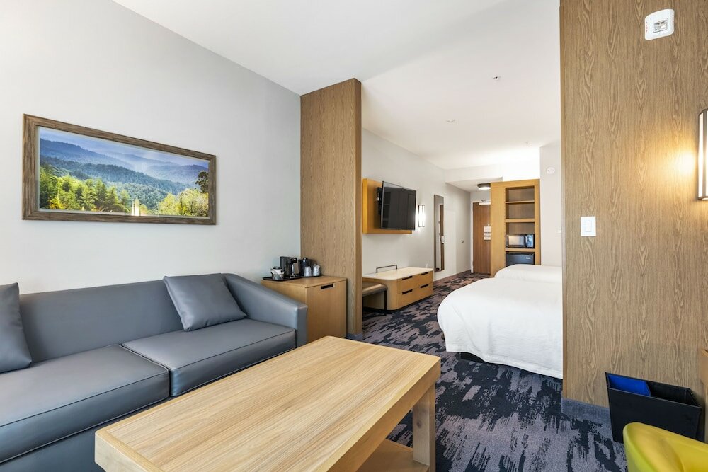 Фото Fairfield by Marriott Inn & Suites San Francisco Airport Oyster Point Area