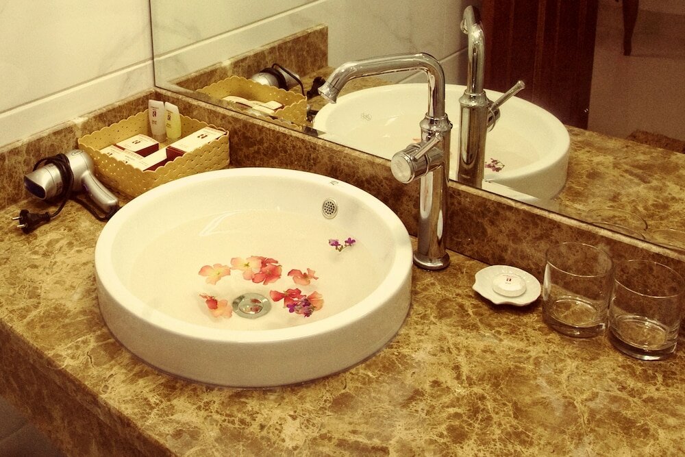 Фото Romeliess Hotel