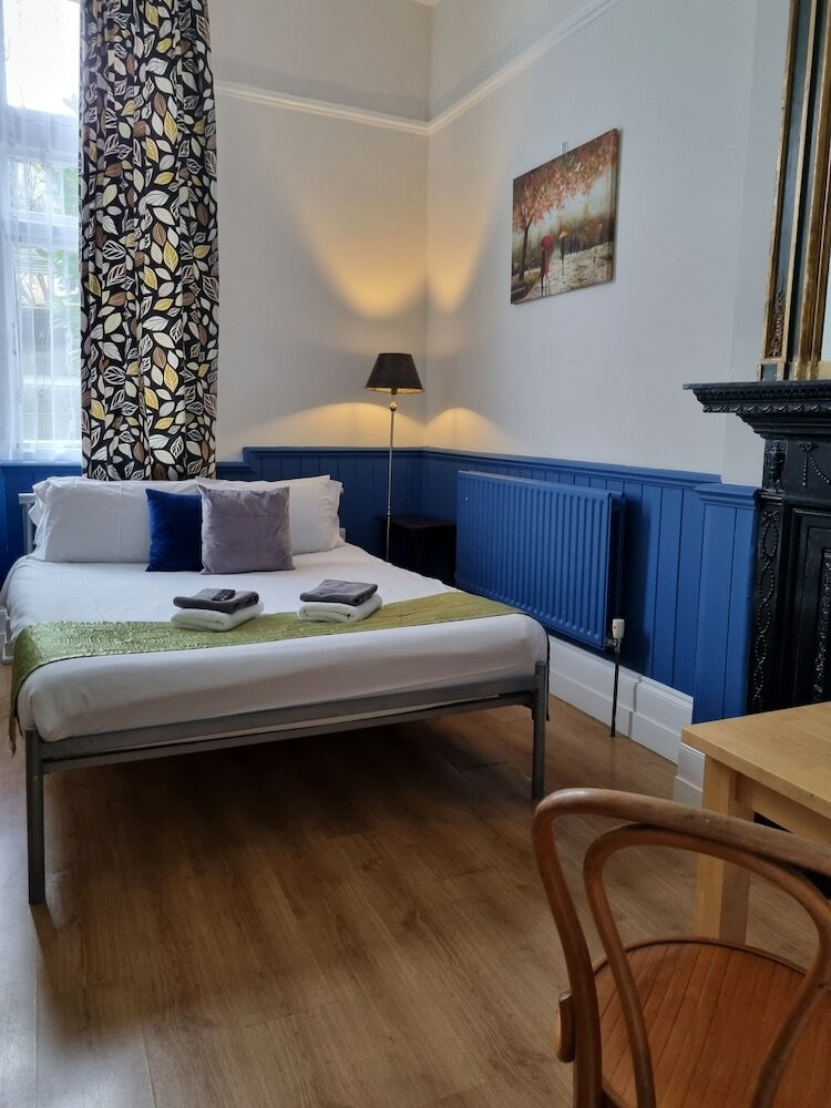 Фото The Windmill