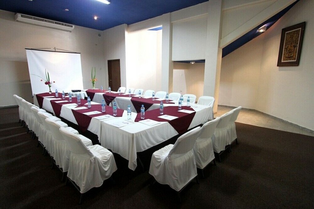 Фото Hotel Plaza Caribe