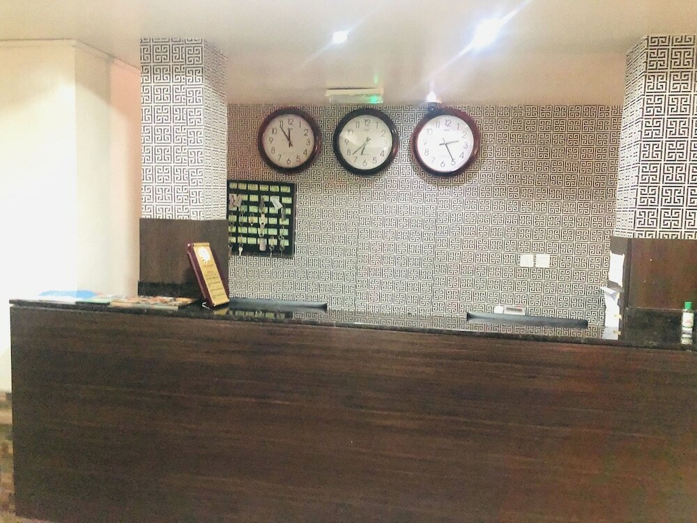 Фото Silver Grandeur Hotel