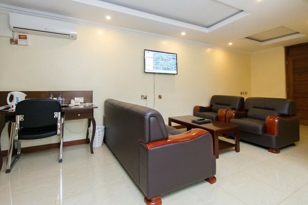 Фото Pinecone Hotel