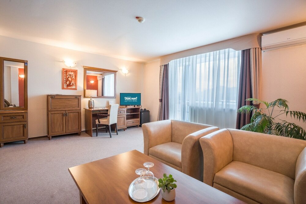 Фото Hotel Dixon