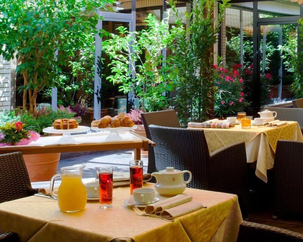 Фото Hotel Leonardo Da Vinci