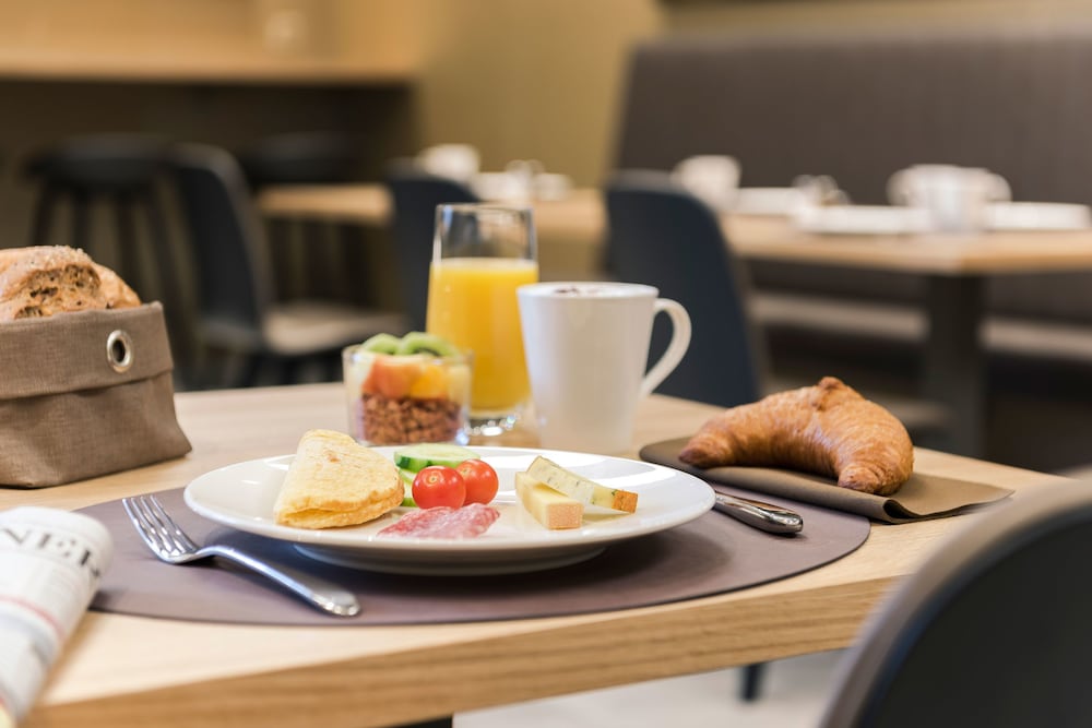 Фото Hotel Savoy Bern