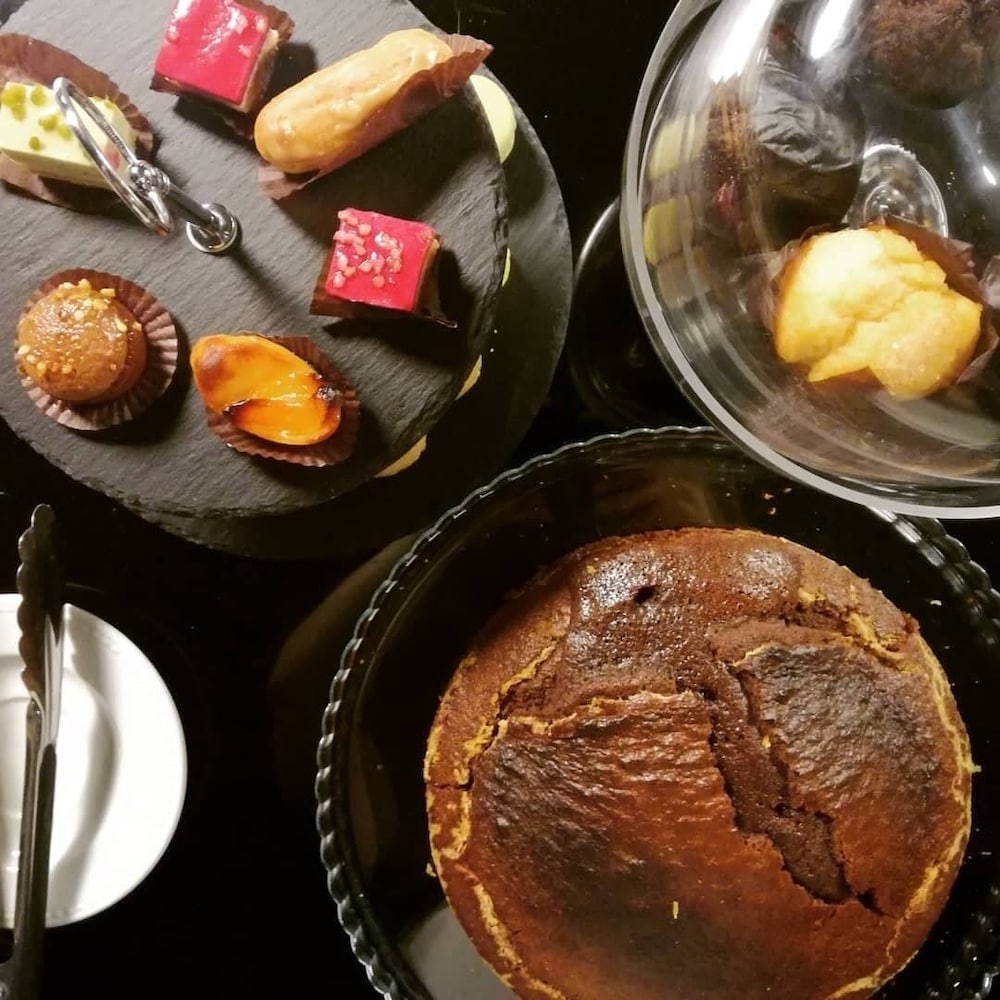 Фото Emaj Guimarães Boutique Hotel