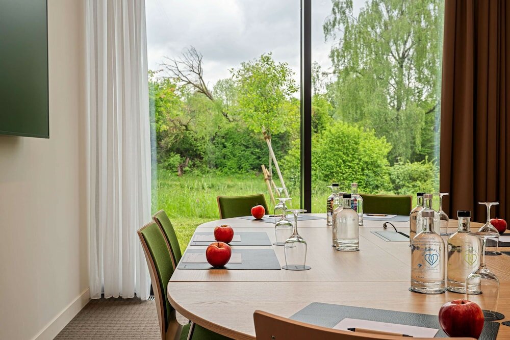 Фото IntercityHotel Zurich Airport