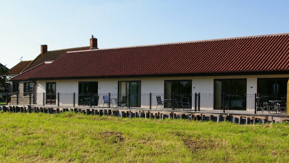 Фото Double-gate Farm